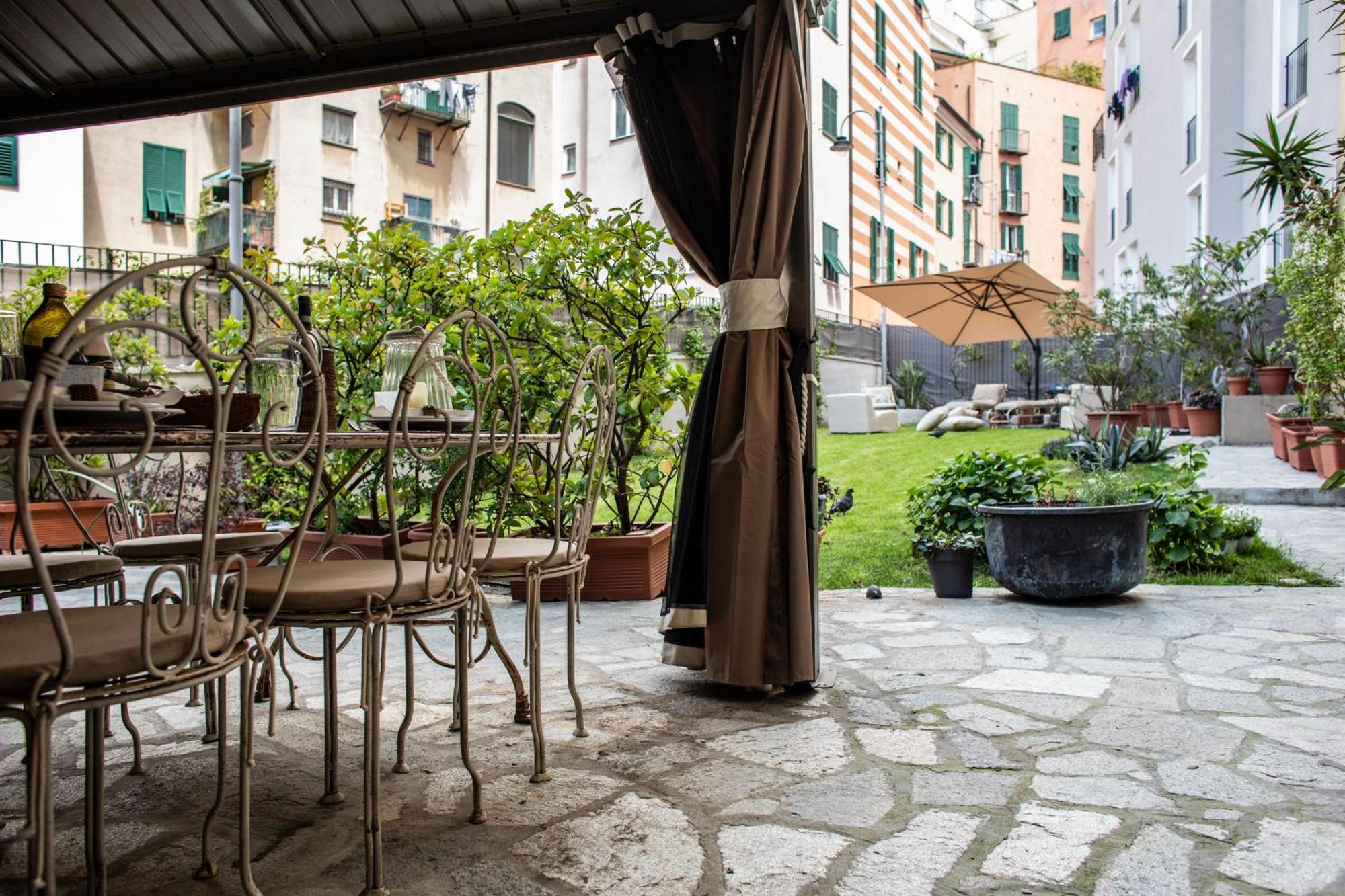 Giardino In Centro Storico -Appartamento Con Giardino, Genova Centro Storico, Acquario Dış mekan fotoğraf